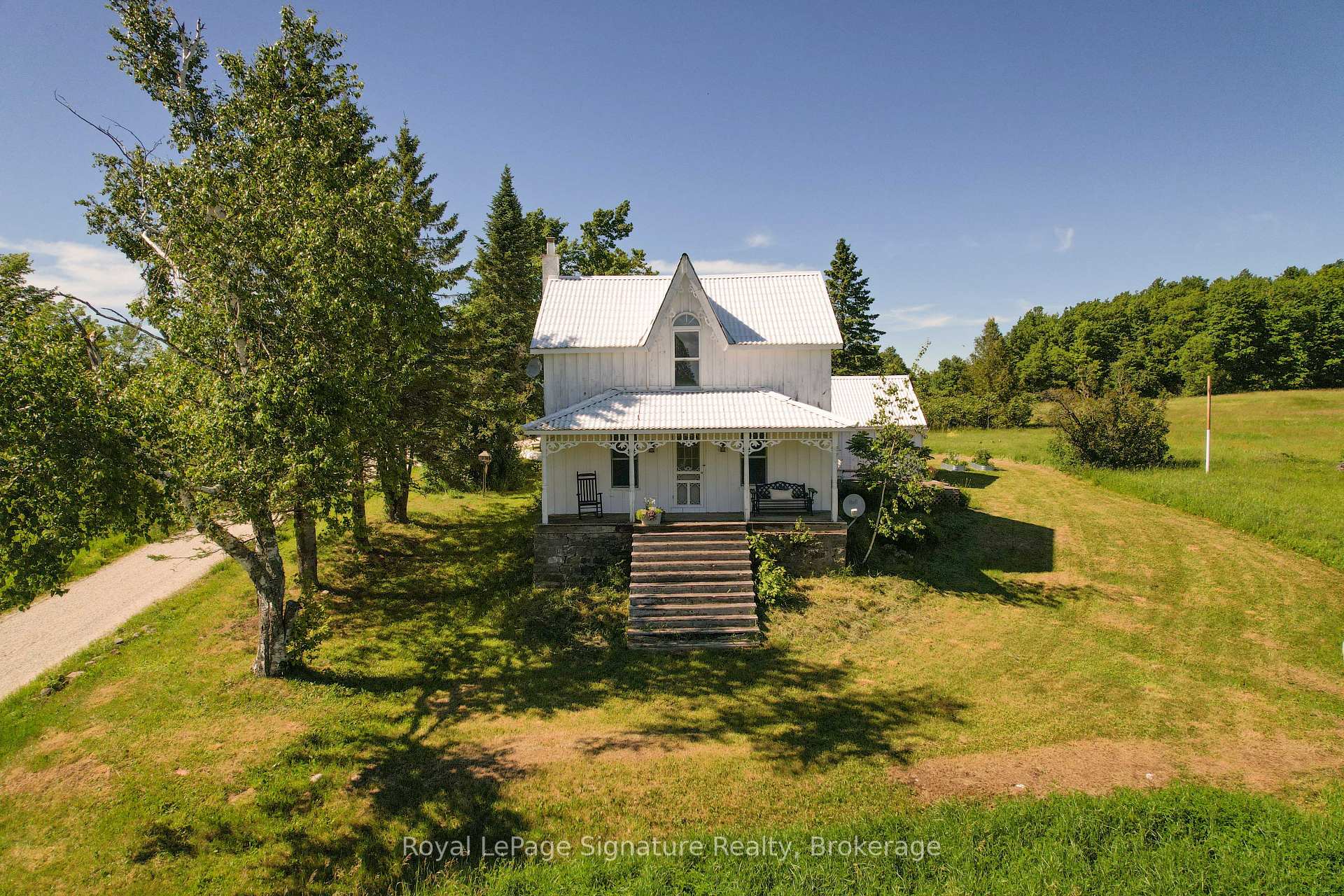 Photo 31 of 469319 Grey Rd 31, Grey Highlands — HOMEH
