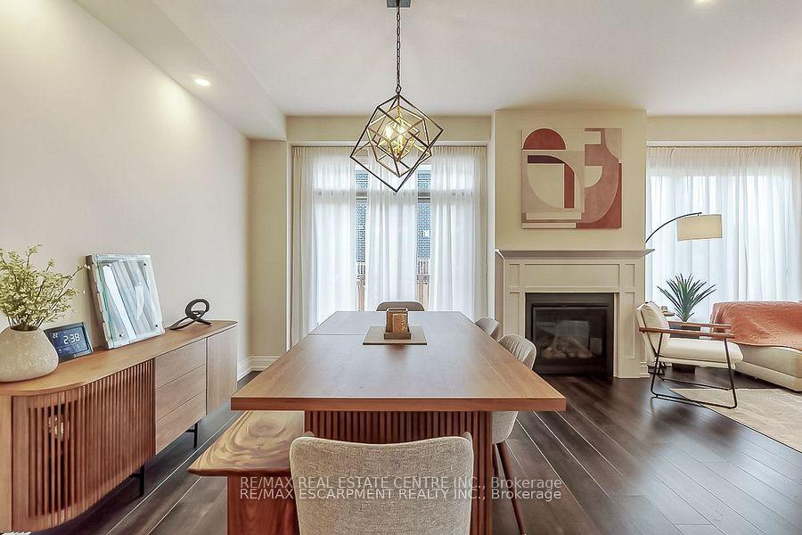 Photo 9 of 41 Westfield Crescent, Hamilton, Waterdown — HOMEH