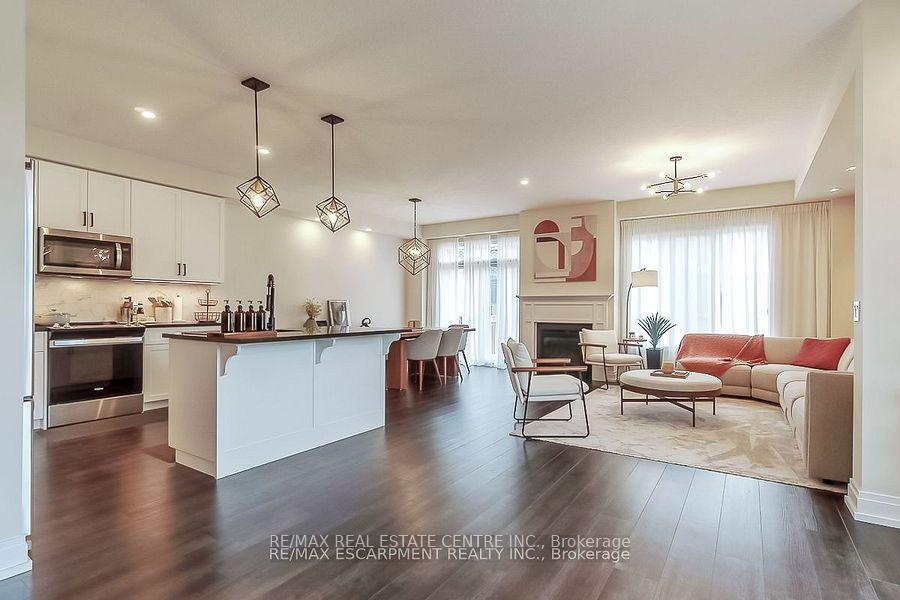 Photo 15 of 41 Westfield Crescent, Hamilton, Waterdown — HOMEH