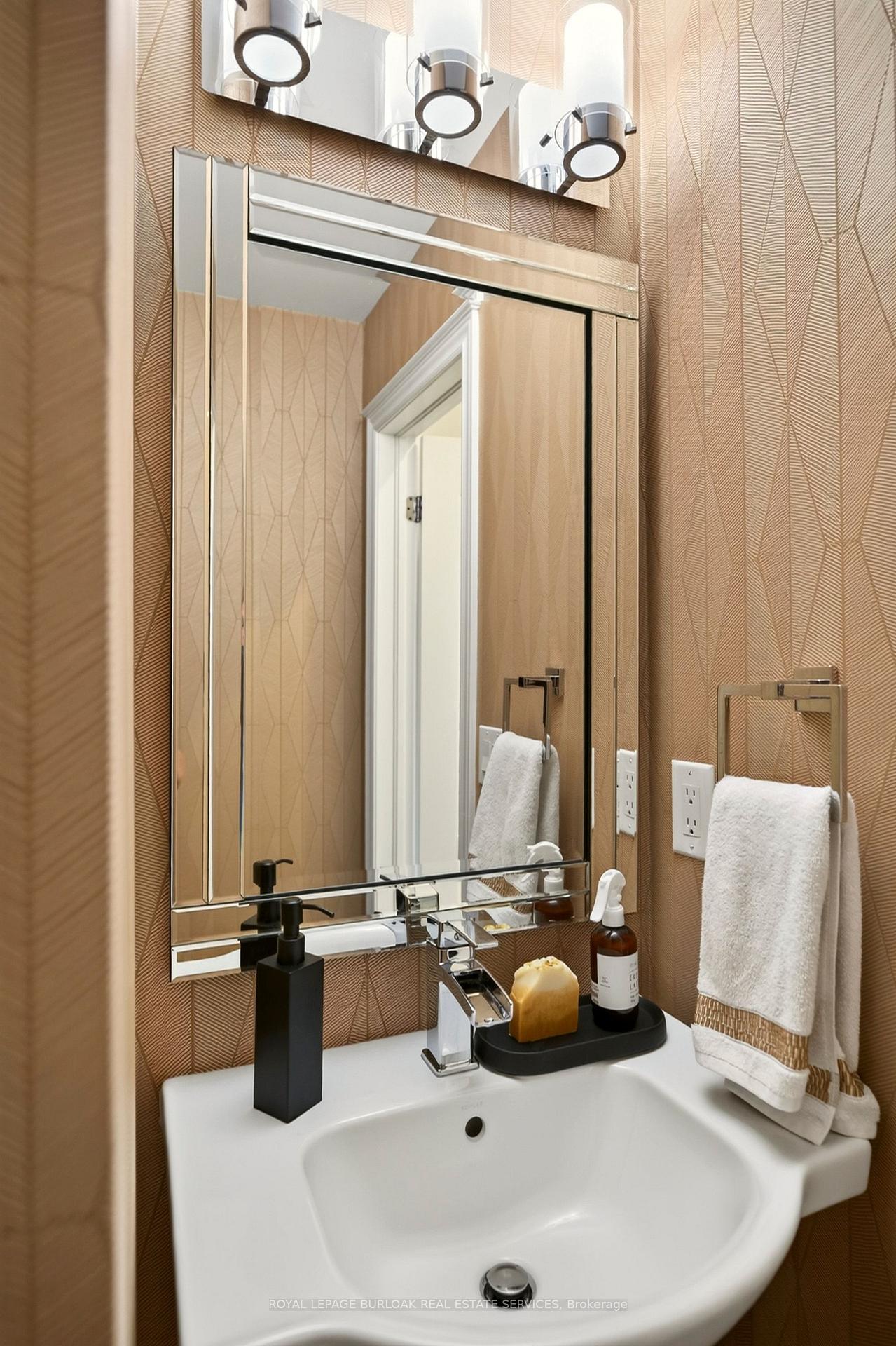 Photo 26 of 3367 Whilabout Terrace, Oakville, Bronte — HOMEH