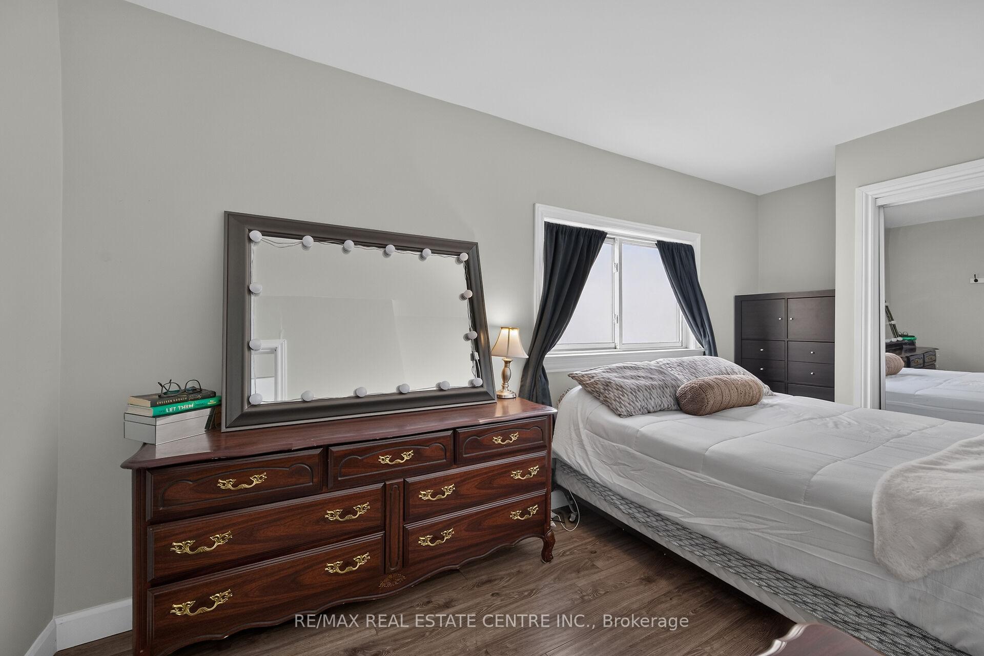 Photo 20 of 220 Paling Avenue, Hamilton, Homeside — HOMEH
