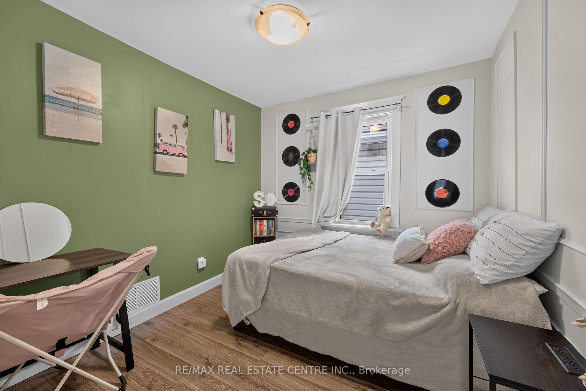 Photo 23 of 220 Paling Avenue, Hamilton, Homeside — HOMEH
