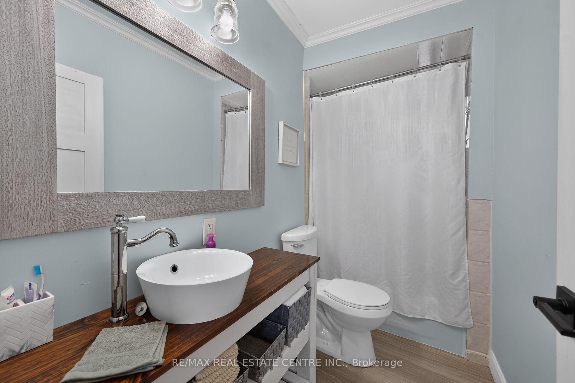Photo 27 of 220 Paling Avenue, Hamilton, Homeside — HOMEH