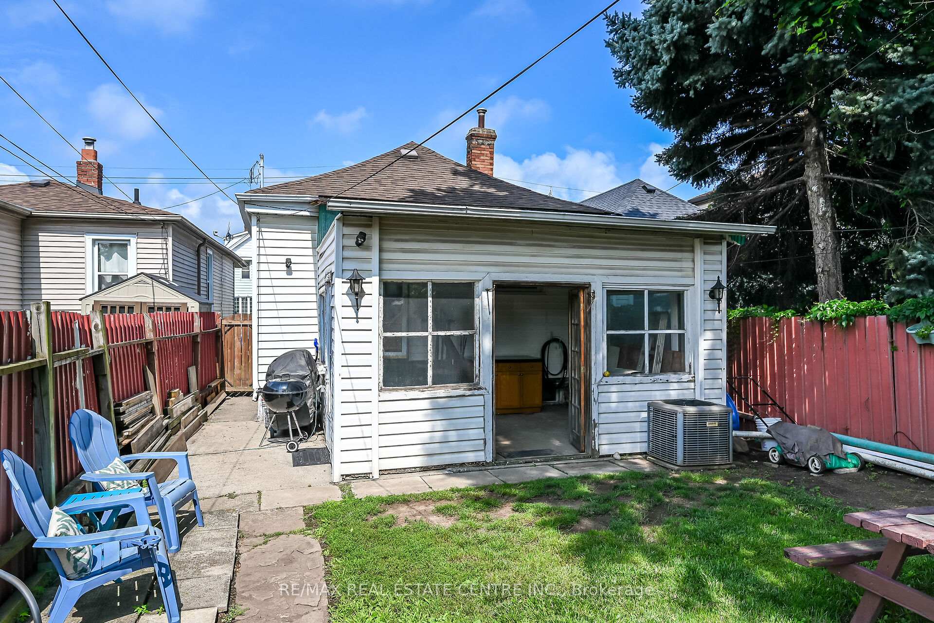 Photo 32 of 220 Paling Avenue, Hamilton, Homeside — HOMEH