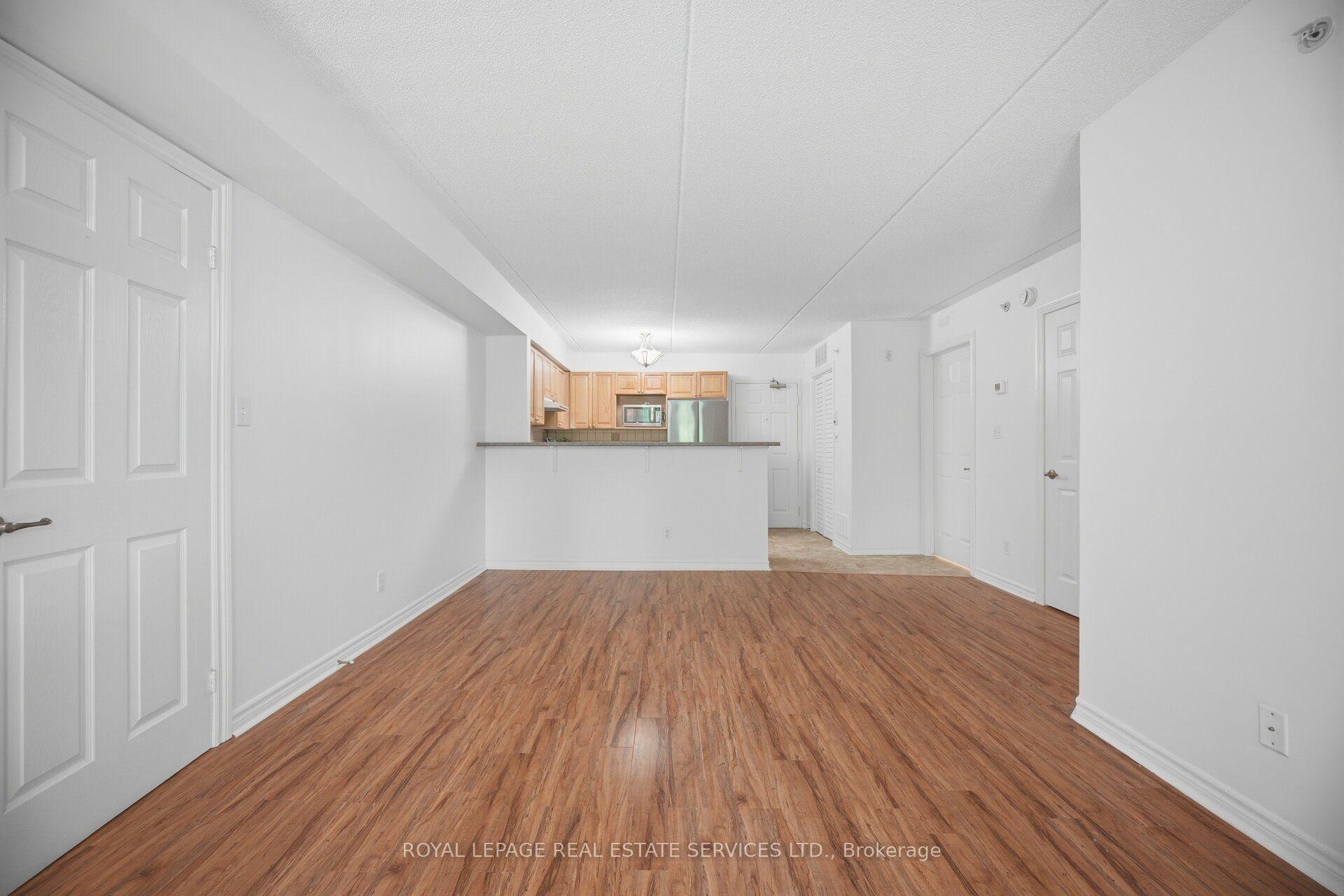 Photo 9 of Unit 209, 1490 Bishops Gate, Oakville, Glen Abbey — HOMEH