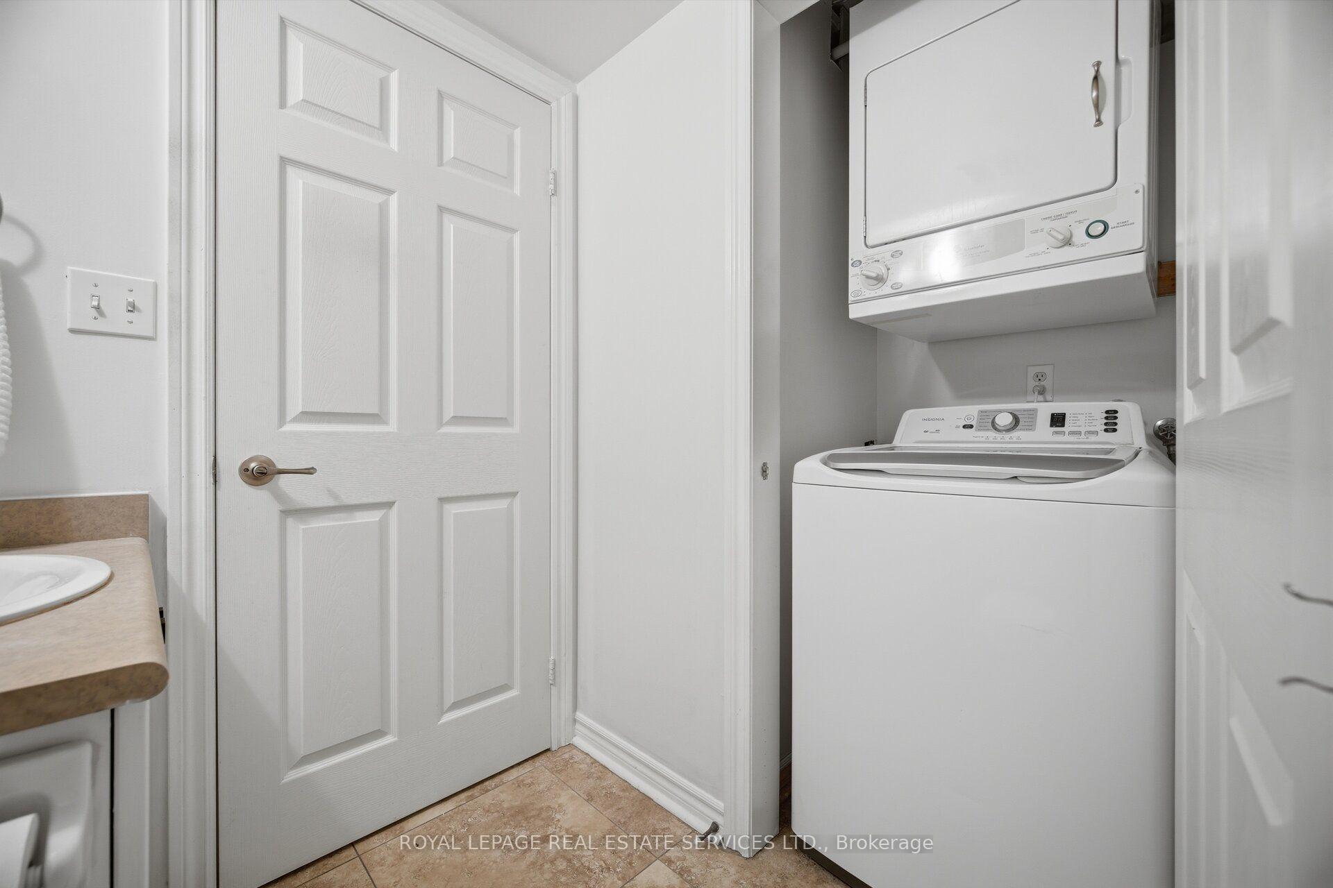 Photo 12 of Unit 209, 1490 Bishops Gate, Oakville, Glen Abbey — HOMEH