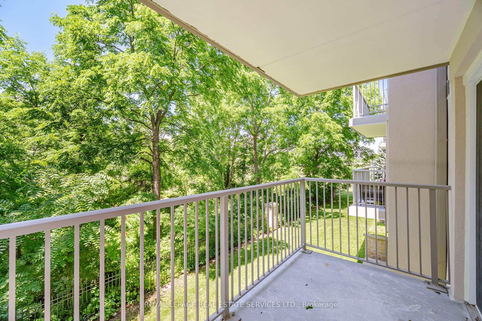 Photo 19 of Unit 209, 1490 Bishops Gate, Oakville, Glen Abbey — HOMEH