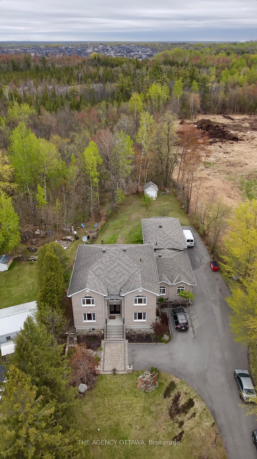 Photo 4 of 4633 Albion Road, Ottawa, Blossom Park/Kemp Park/Findlay Creek — HOMEH