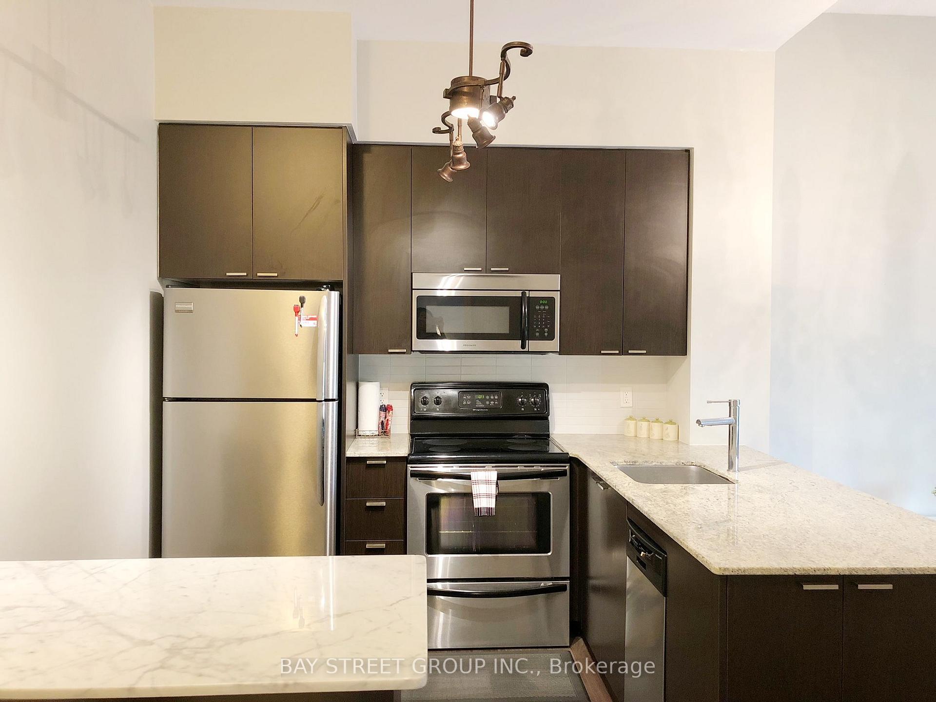 Photo 3 of Unit 304, 23 Sheppard Avenue E, North York, Willowdale East — HOMEH