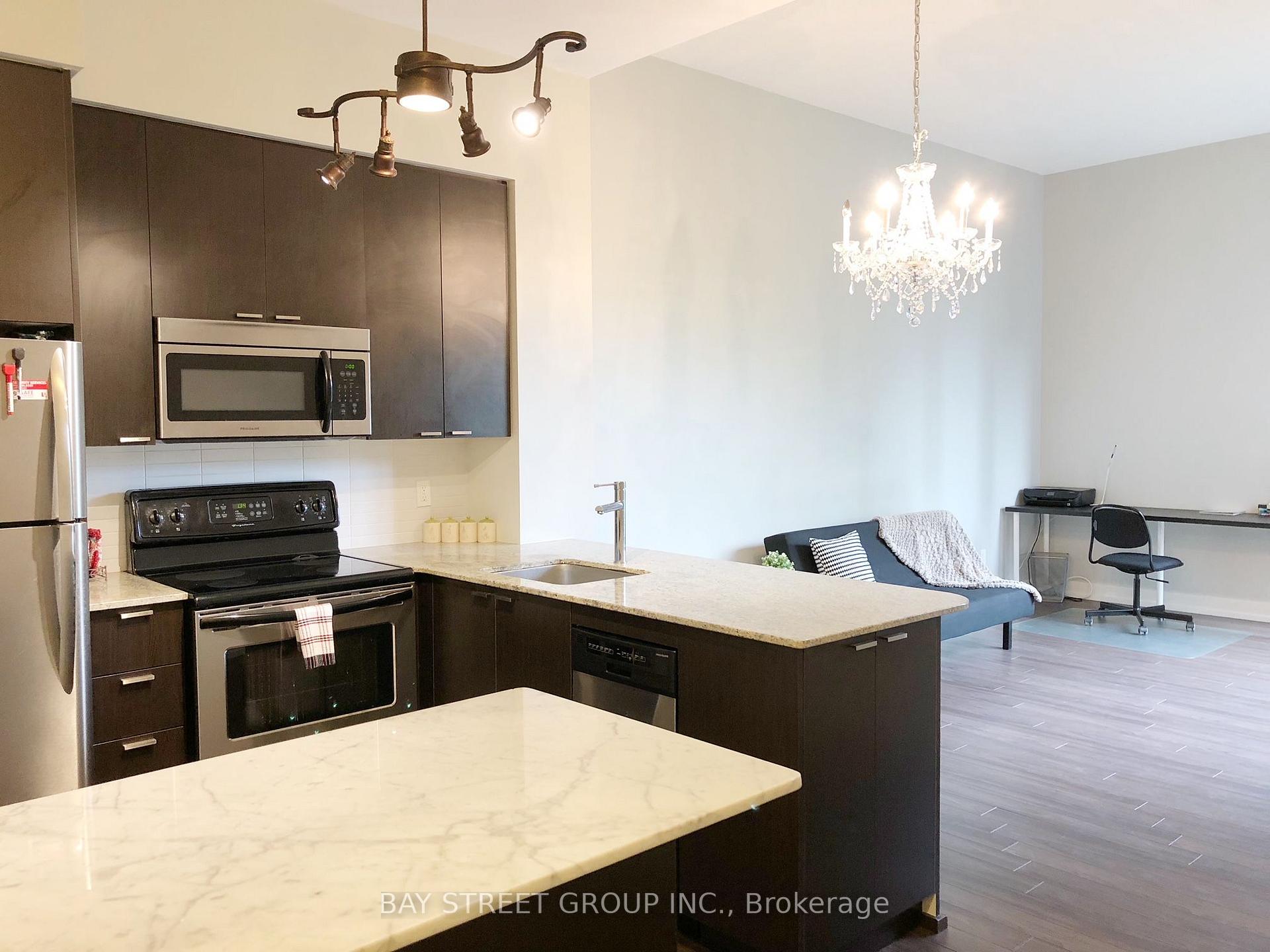 Photo 4 of Unit 304, 23 Sheppard Avenue E, North York, Willowdale East — HOMEH