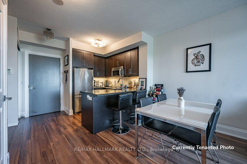 Photo 4 of Unit 718, 1 Old Mill Drive, Toronto, High Park-Swansea — HOMEH