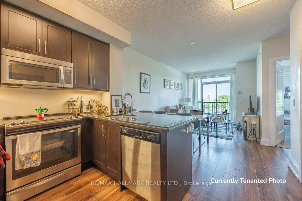 Photo 5 of Unit 718, 1 Old Mill Drive, Toronto, High Park-Swansea — HOMEH
