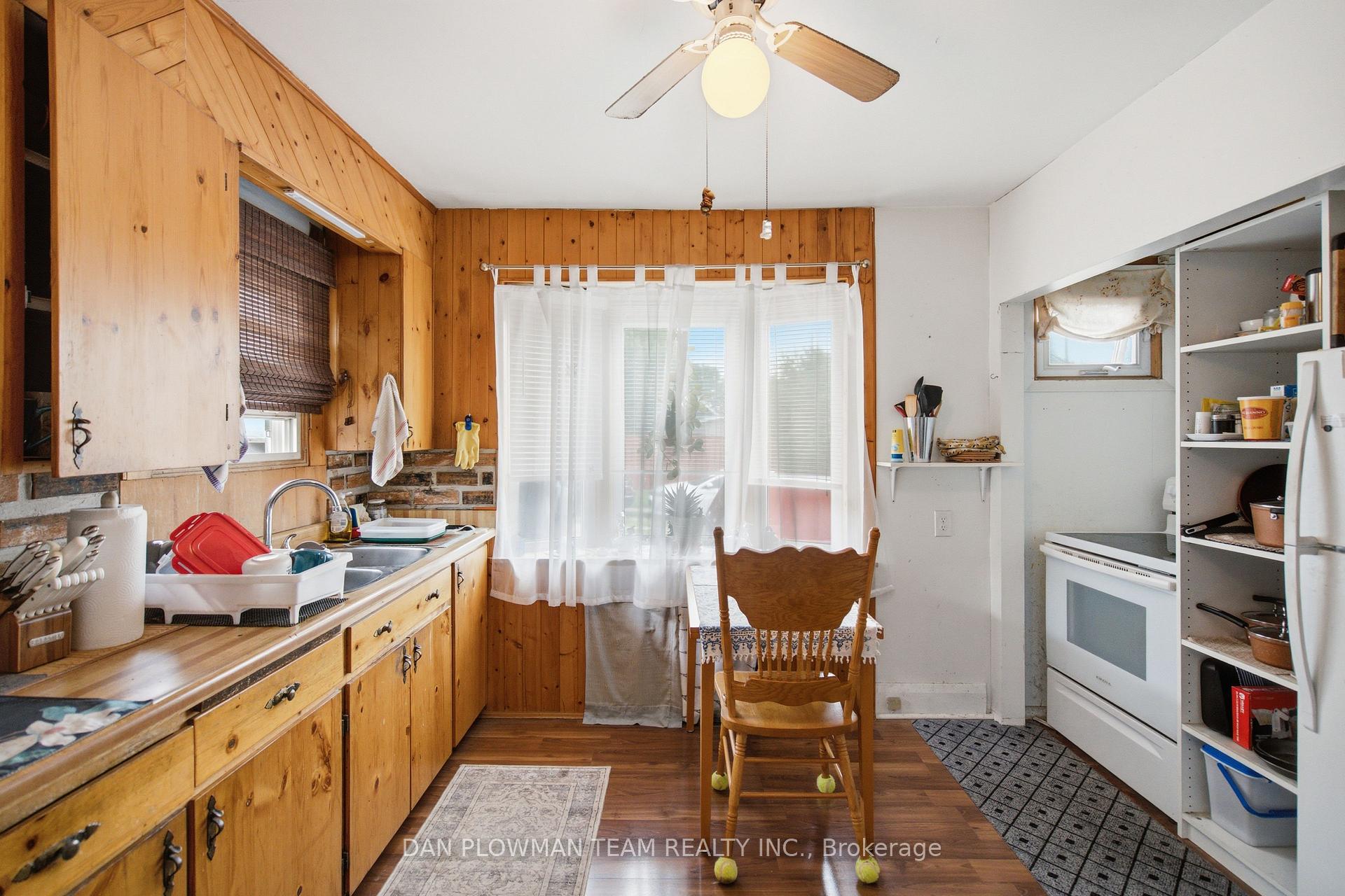 Photo 9 of 250 Mitchell Avenue, Oshawa, Central — HOMEH