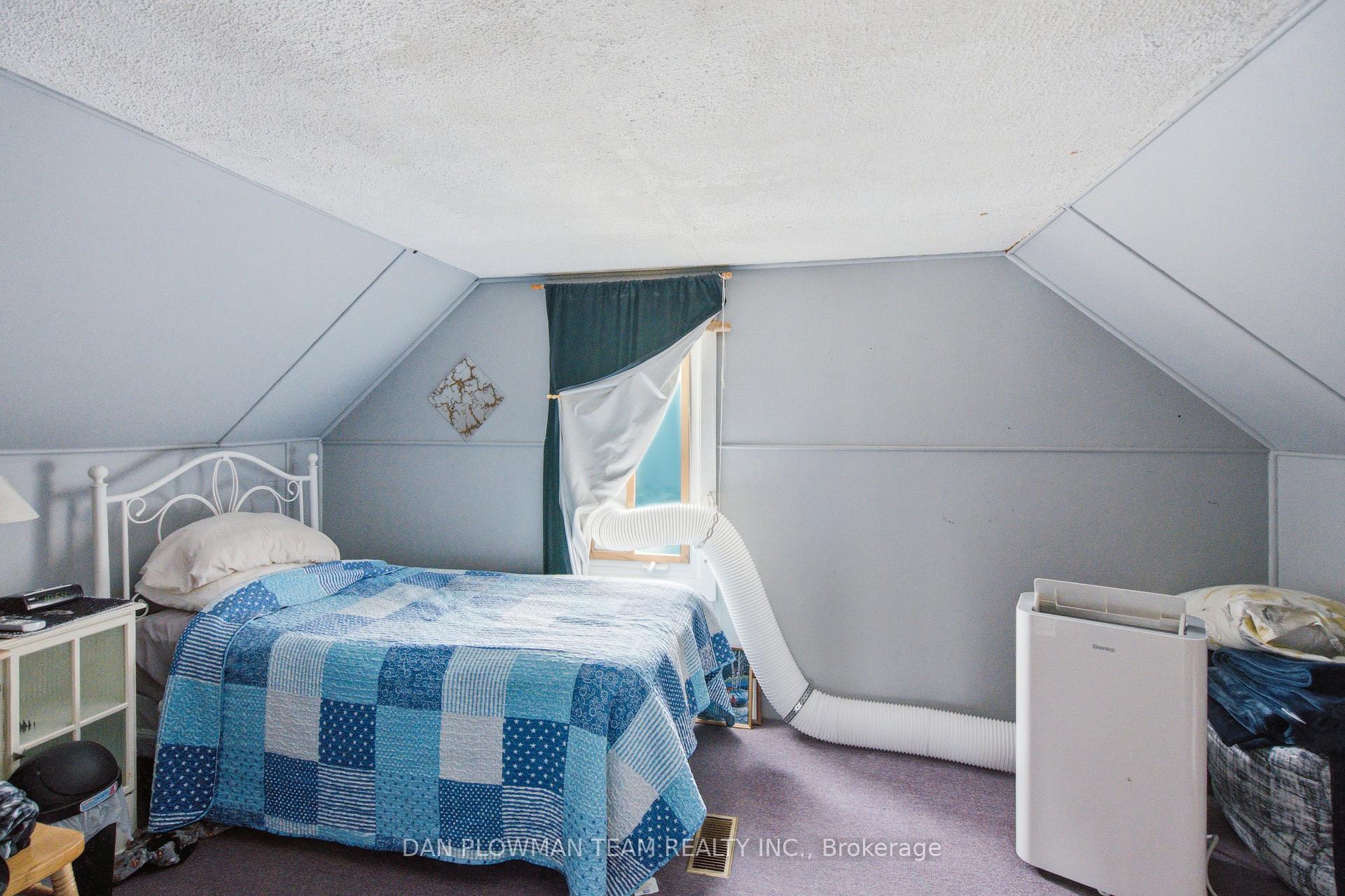 Photo 17 of 250 Mitchell Avenue, Oshawa, Central — HOMEH
