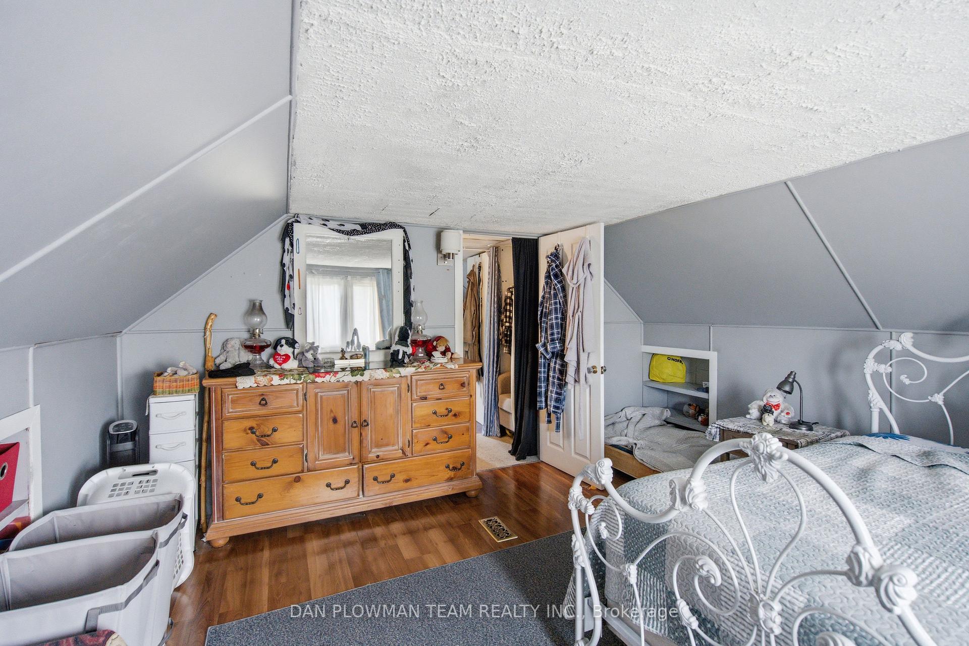 Photo 22 of 250 Mitchell Avenue, Oshawa, Central — HOMEH
