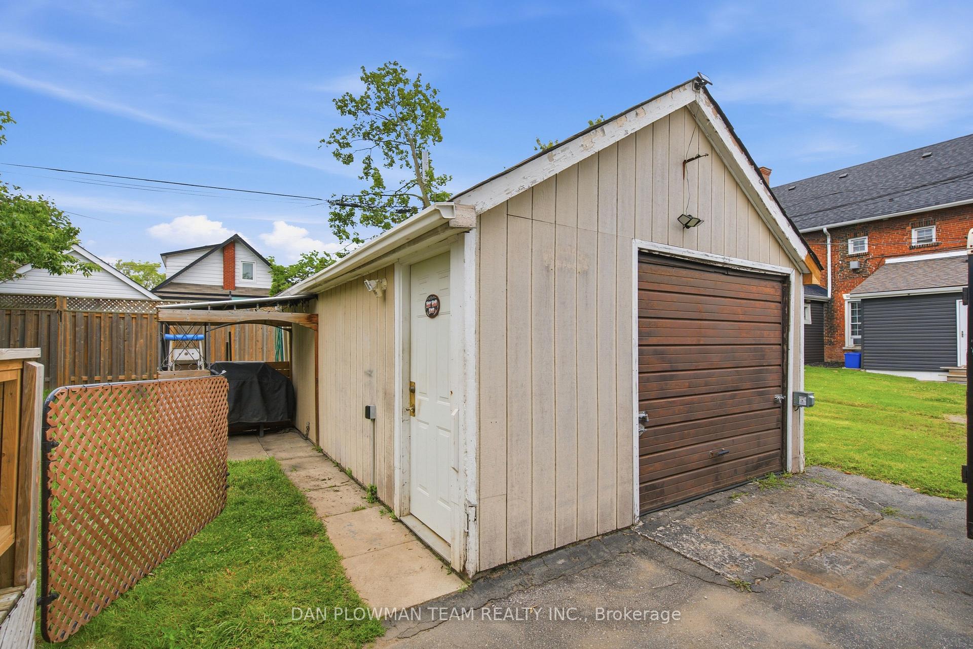 Photo 25 of 250 Mitchell Avenue, Oshawa, Central — HOMEH