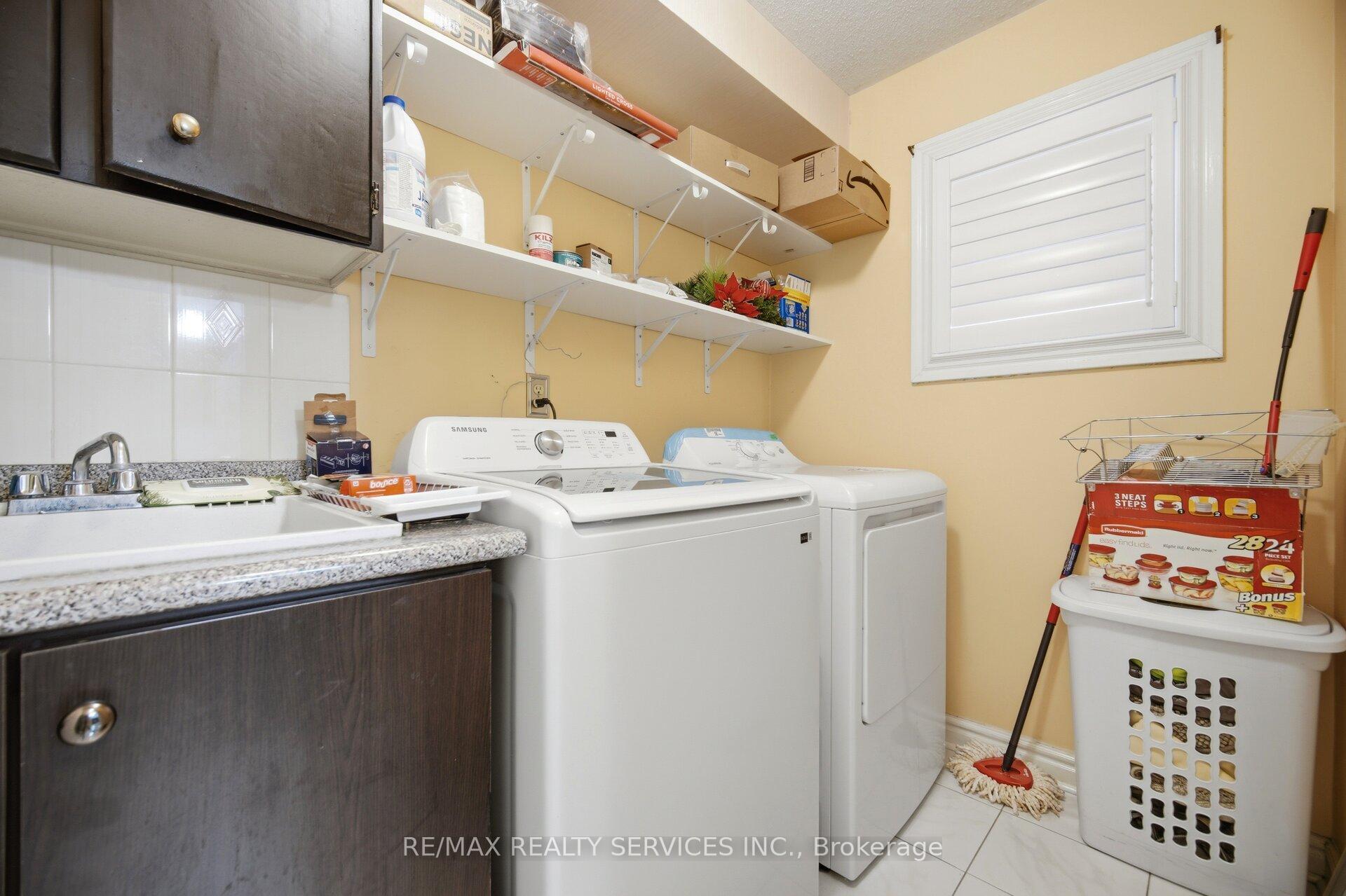 Photo 19 of 26 Sunforest Drive, Brampton, Heart Lake West — HOMEH