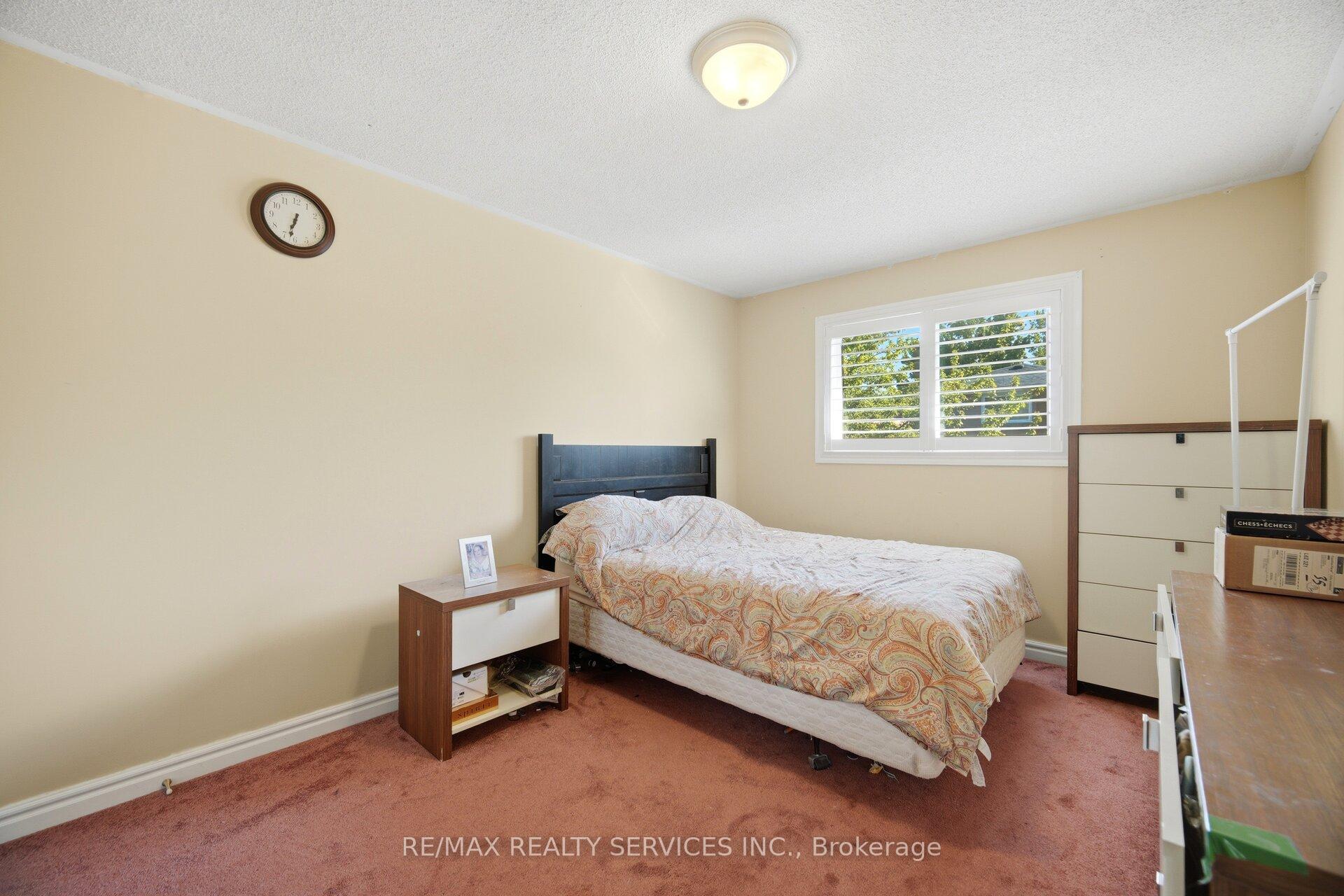 Photo 26 of 26 Sunforest Drive, Brampton, Heart Lake West — HOMEH