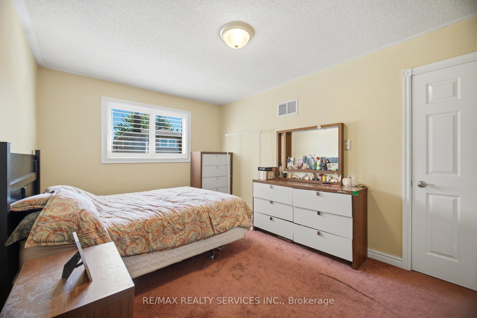 Photo 27 of 26 Sunforest Drive, Brampton, Heart Lake West — HOMEH