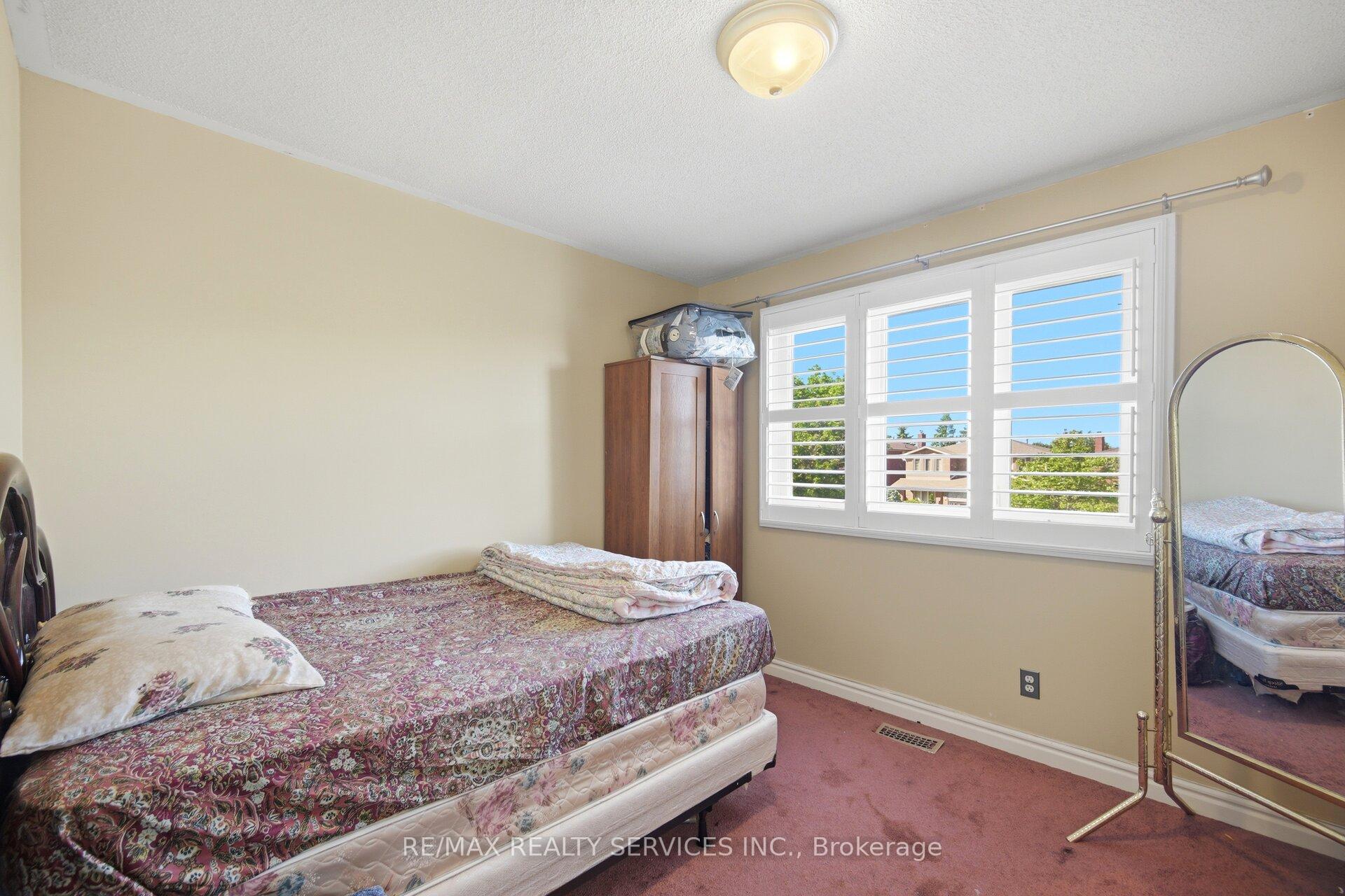 Photo 30 of 26 Sunforest Drive, Brampton, Heart Lake West — HOMEH