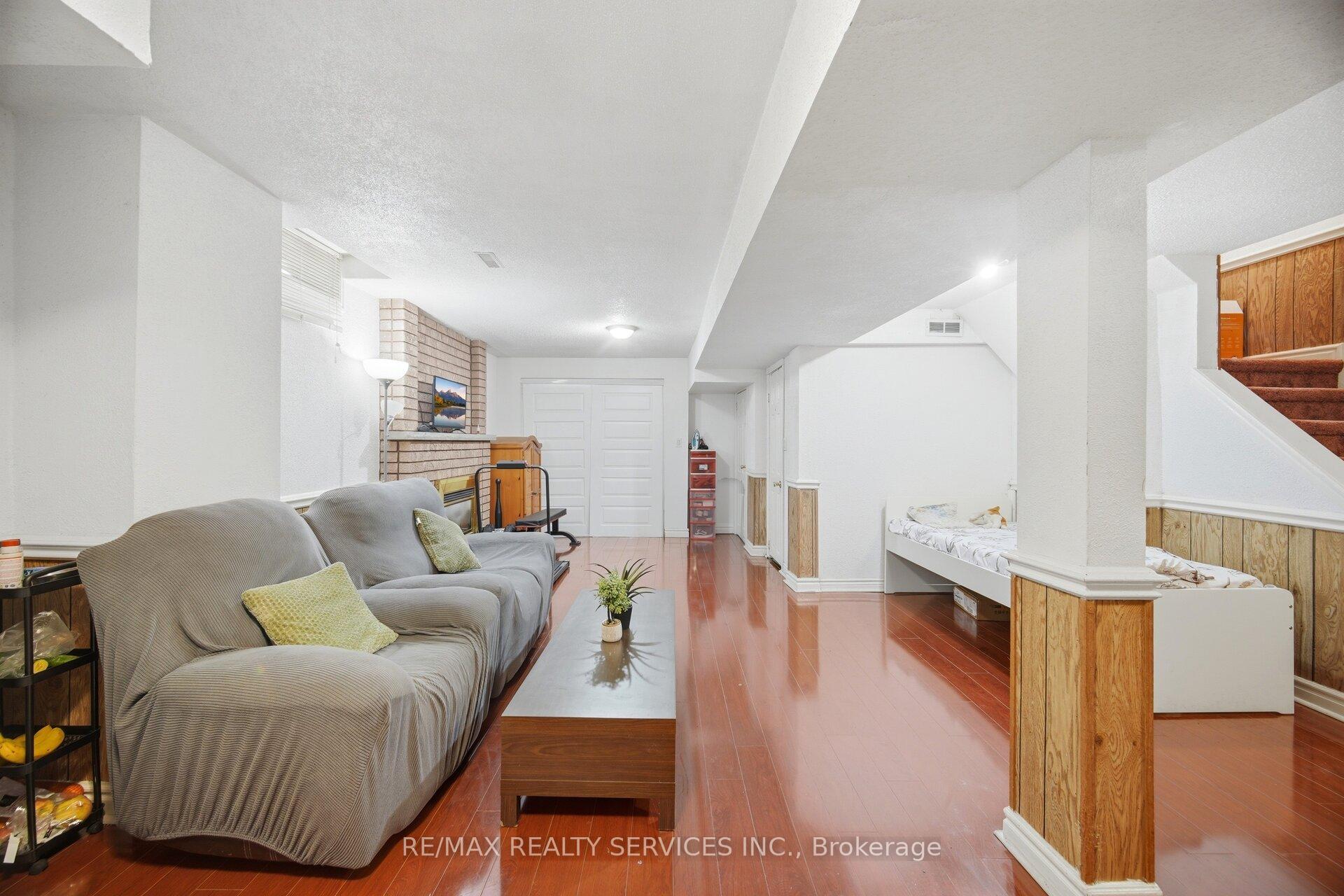 Photo 39 of 26 Sunforest Drive, Brampton, Heart Lake West — HOMEH