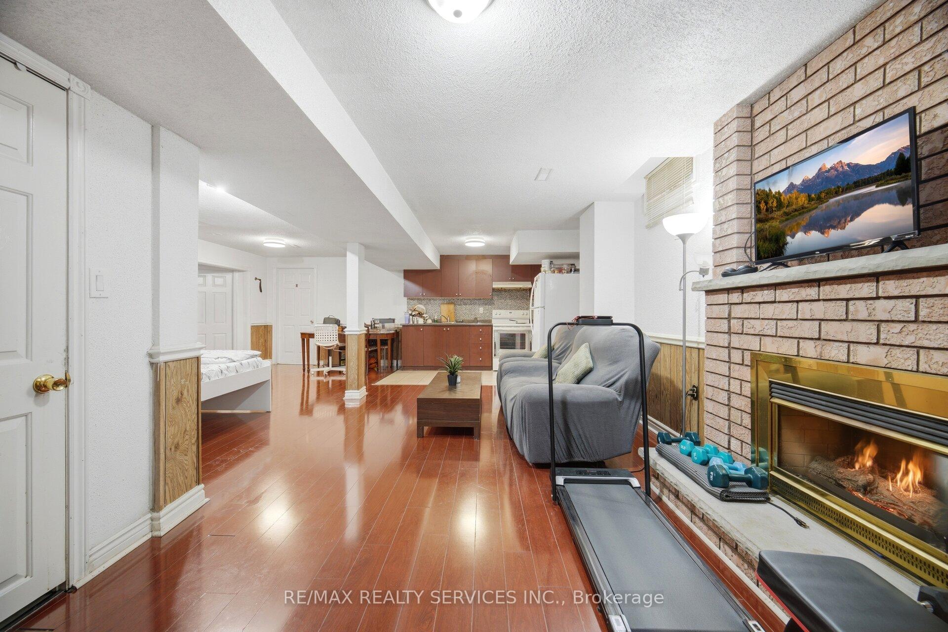 Photo 41 of 26 Sunforest Drive, Brampton, Heart Lake West — HOMEH