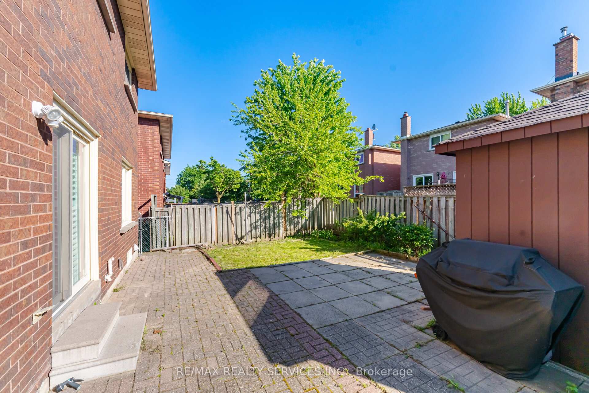 Photo 48 of 26 Sunforest Drive, Brampton, Heart Lake West — HOMEH