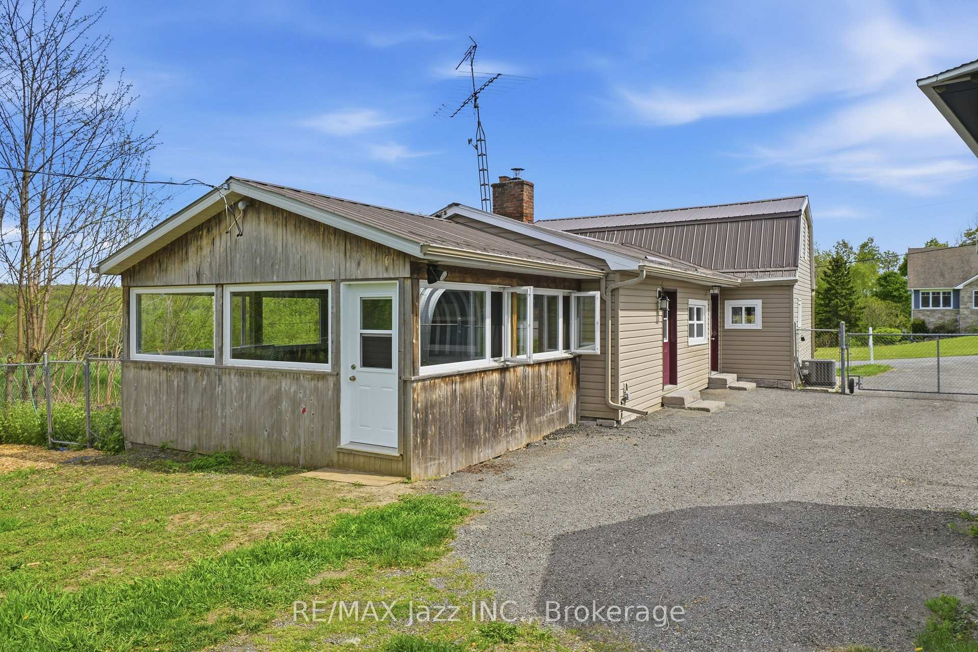 Photo 20 of 350 Schriver Road, Quinte West, Murray Ward — HOMEH