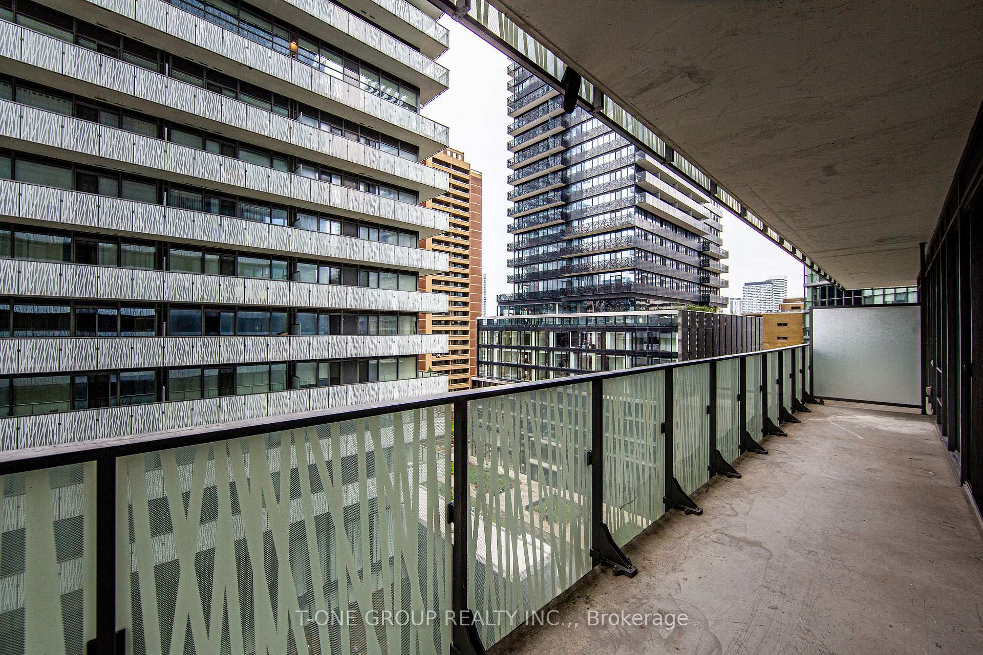 Photo 14 of Unit 701, 42 Charles Street E, Toronto, Church-Yonge Corridor — HOMEH