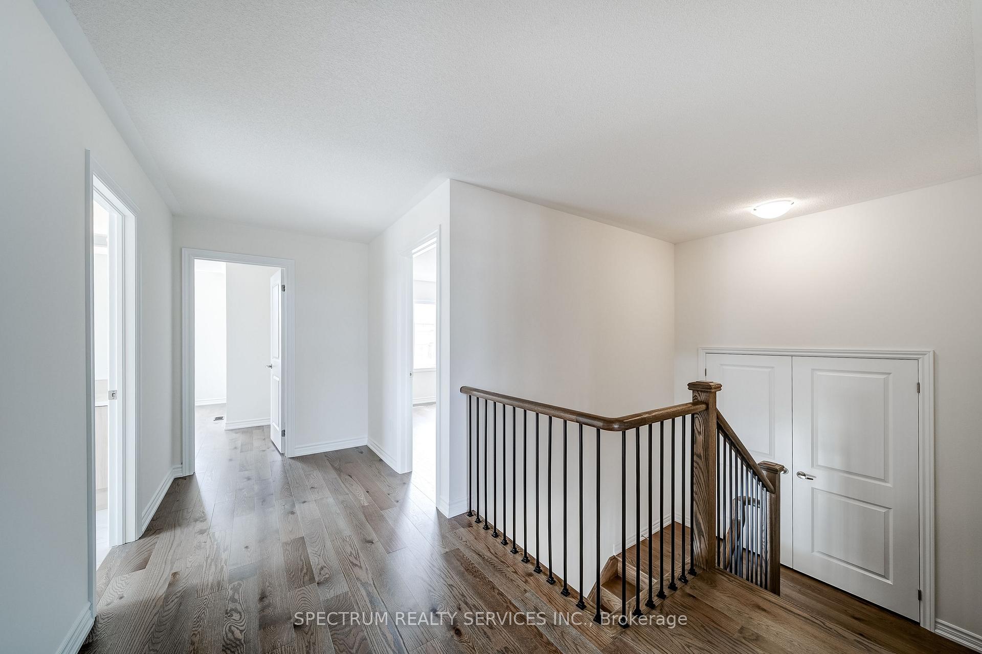 Photo 28 of 52 Father Muckle Avenue, Georgina, Keswick South — HOMEH