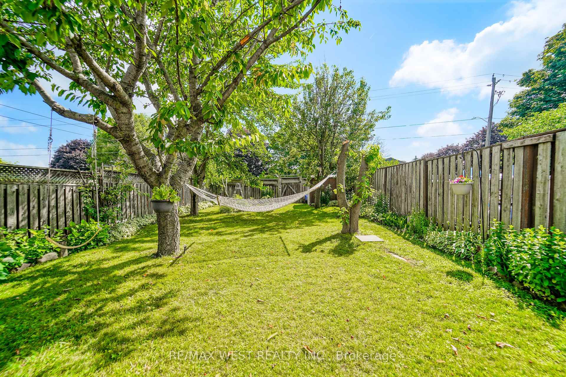 Photo 11 of 527 Birkdale Street, Oshawa, Donevan — HOMEH