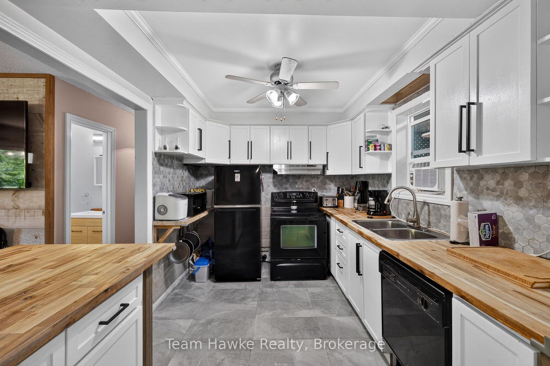 Photo 15 of 37 Bellehumeur Road, Tiny, Rural Tiny — HOMEH