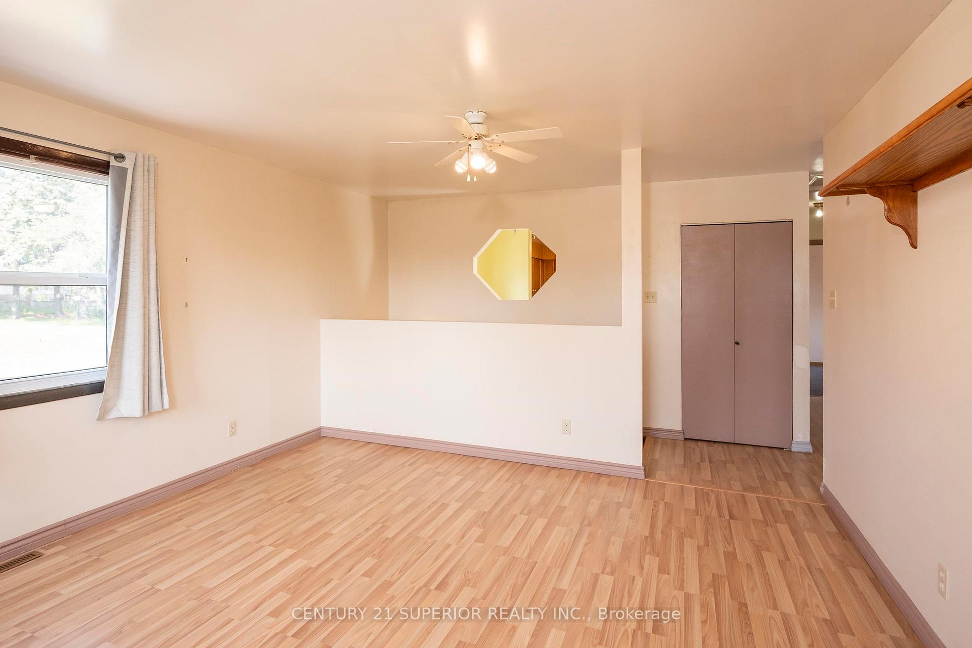 Photo 7 of 40 Lawrence Ave, Thunder Bay, Shuniah — HOMEH