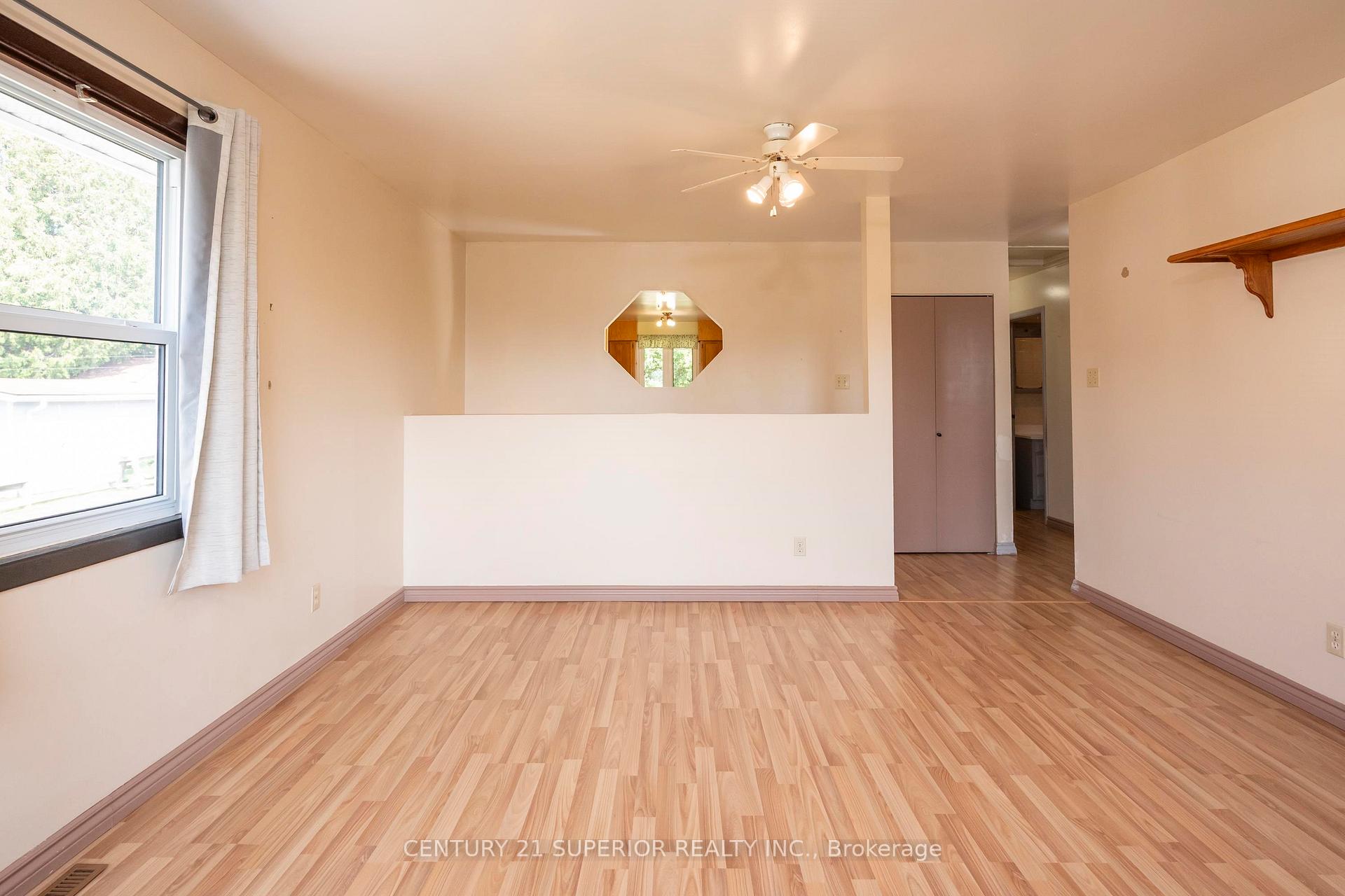 Photo 8 of 40 Lawrence Ave, Thunder Bay, Shuniah — HOMEH