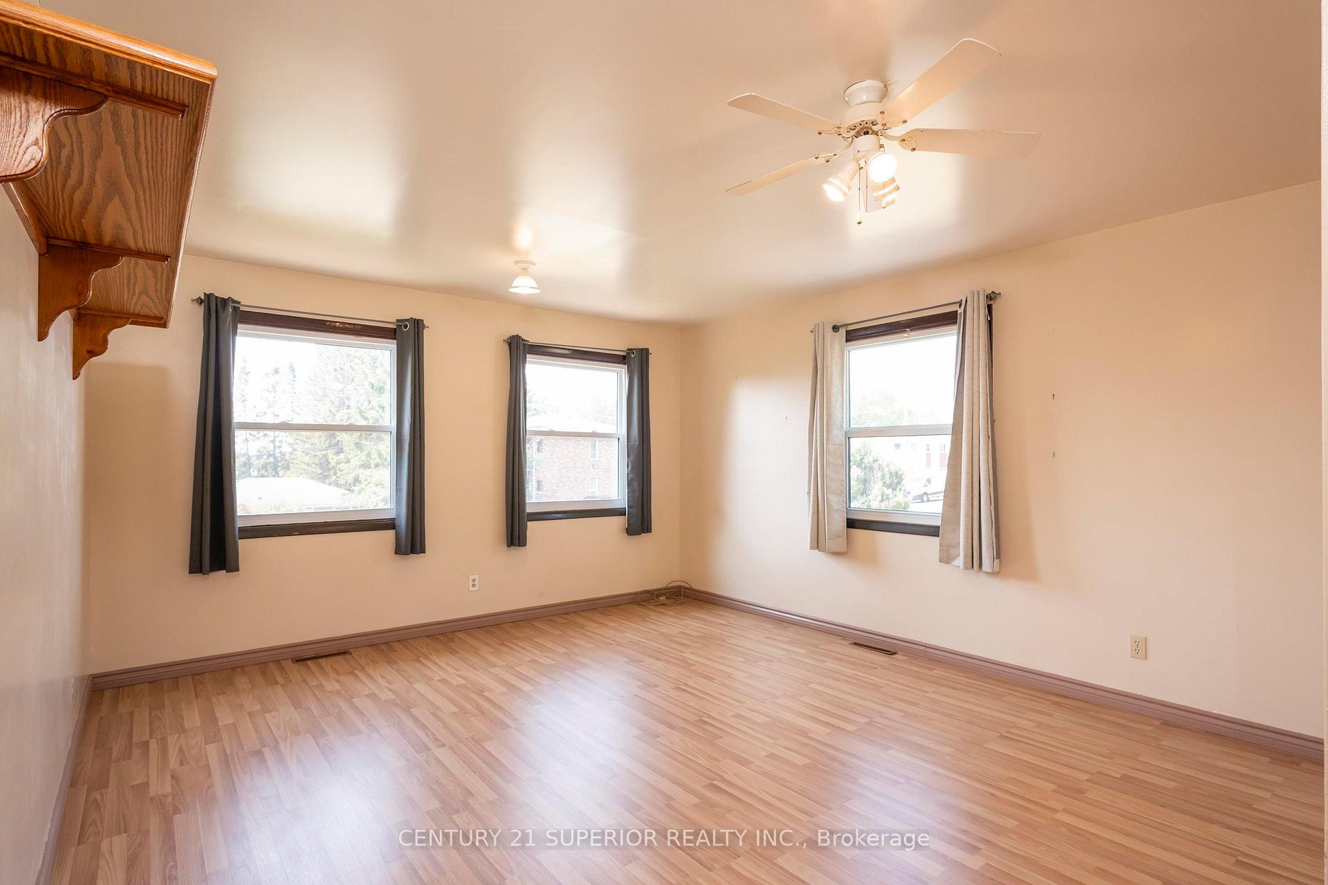 Photo 9 of 40 Lawrence Ave, Thunder Bay, Shuniah — HOMEH