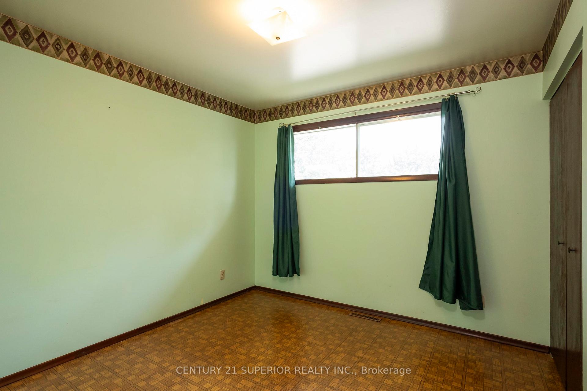 Photo 28 of 40 Lawrence Ave, Thunder Bay, Shuniah — HOMEH