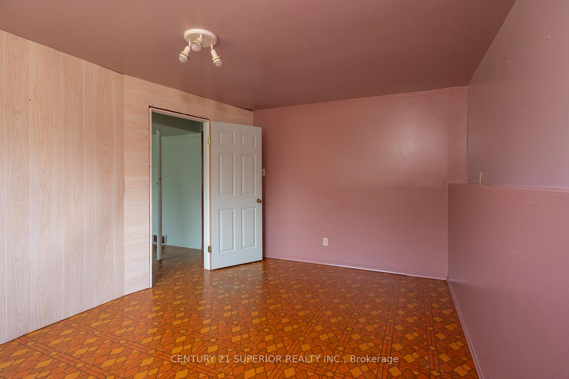Photo 36 of 40 Lawrence Ave, Thunder Bay, Shuniah — HOMEH