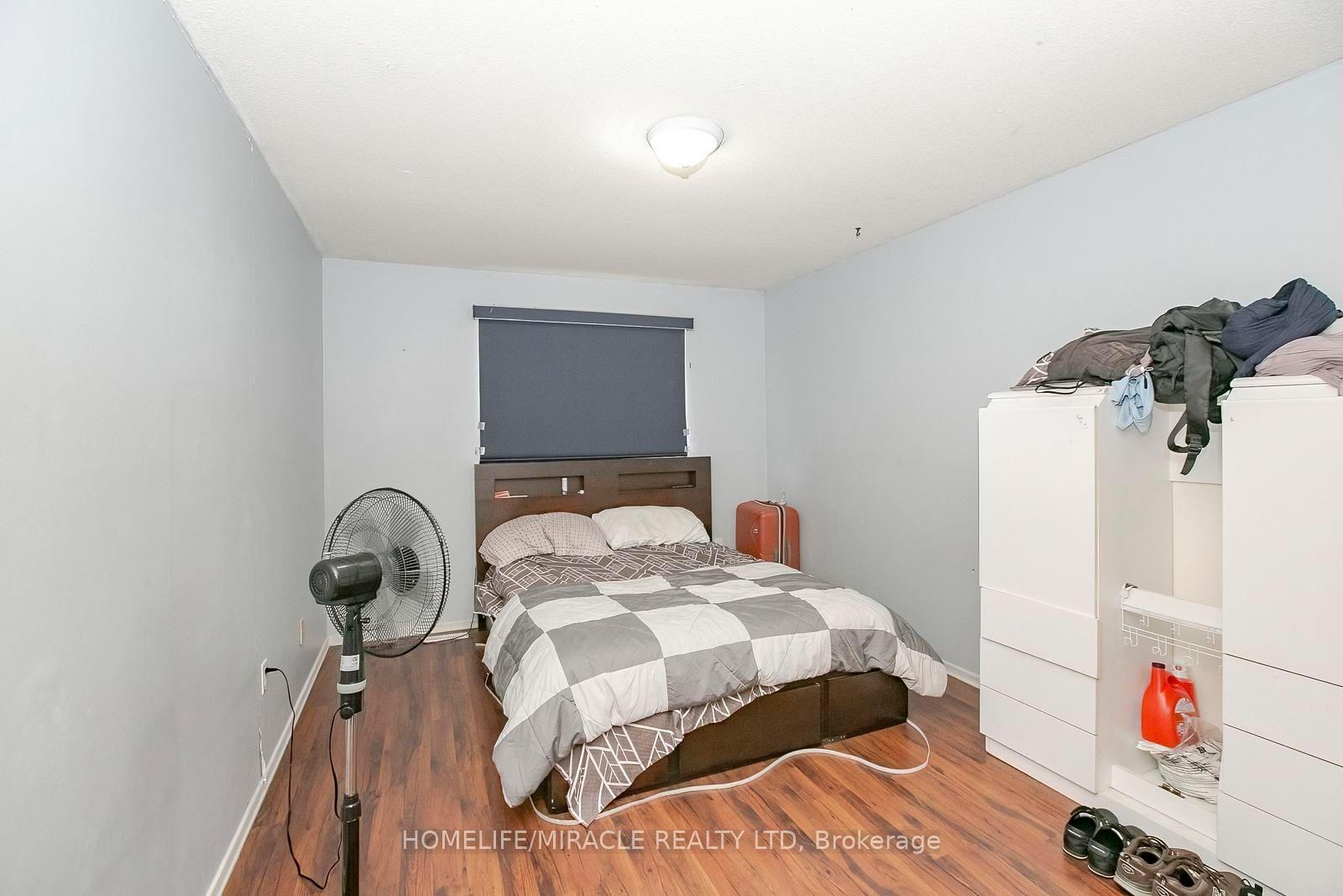 Photo 32 of 47 Longbourne Crescent, Brampton, Westgate — HOMEH