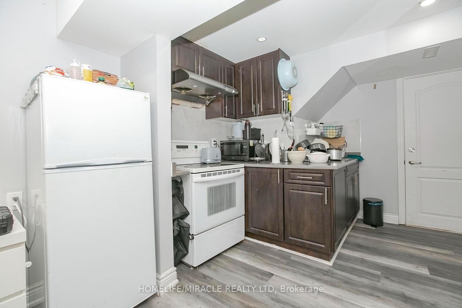 Photo 42 of 47 Longbourne Crescent, Brampton, Westgate — HOMEH