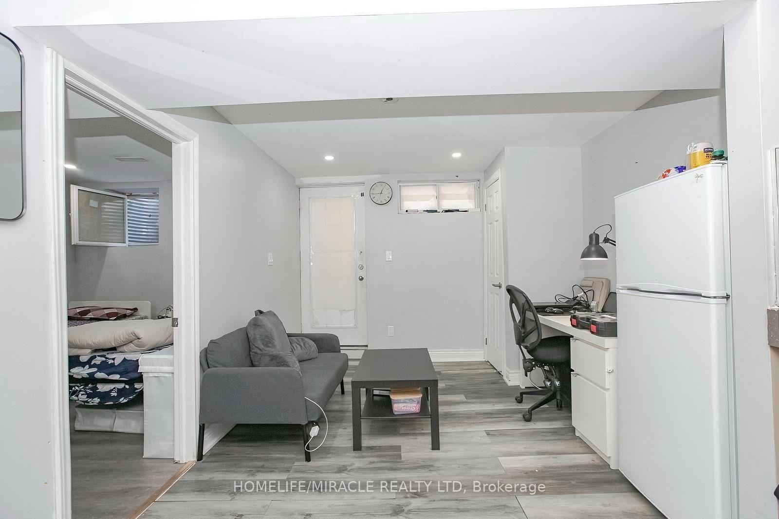 Photo 43 of 47 Longbourne Crescent, Brampton, Westgate — HOMEH