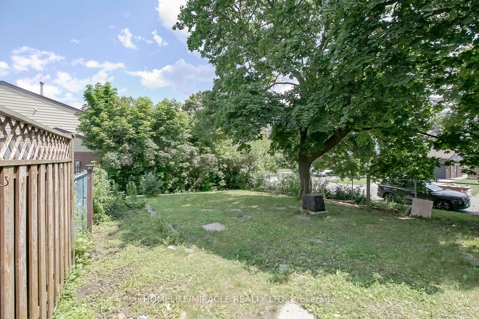 Photo 47 of 47 Longbourne Crescent, Brampton, Westgate — HOMEH