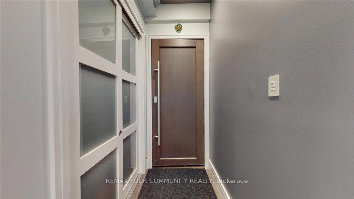 Photo 4 of 64 Aviemore Drive, North York, Humber Summit — HOMEH
