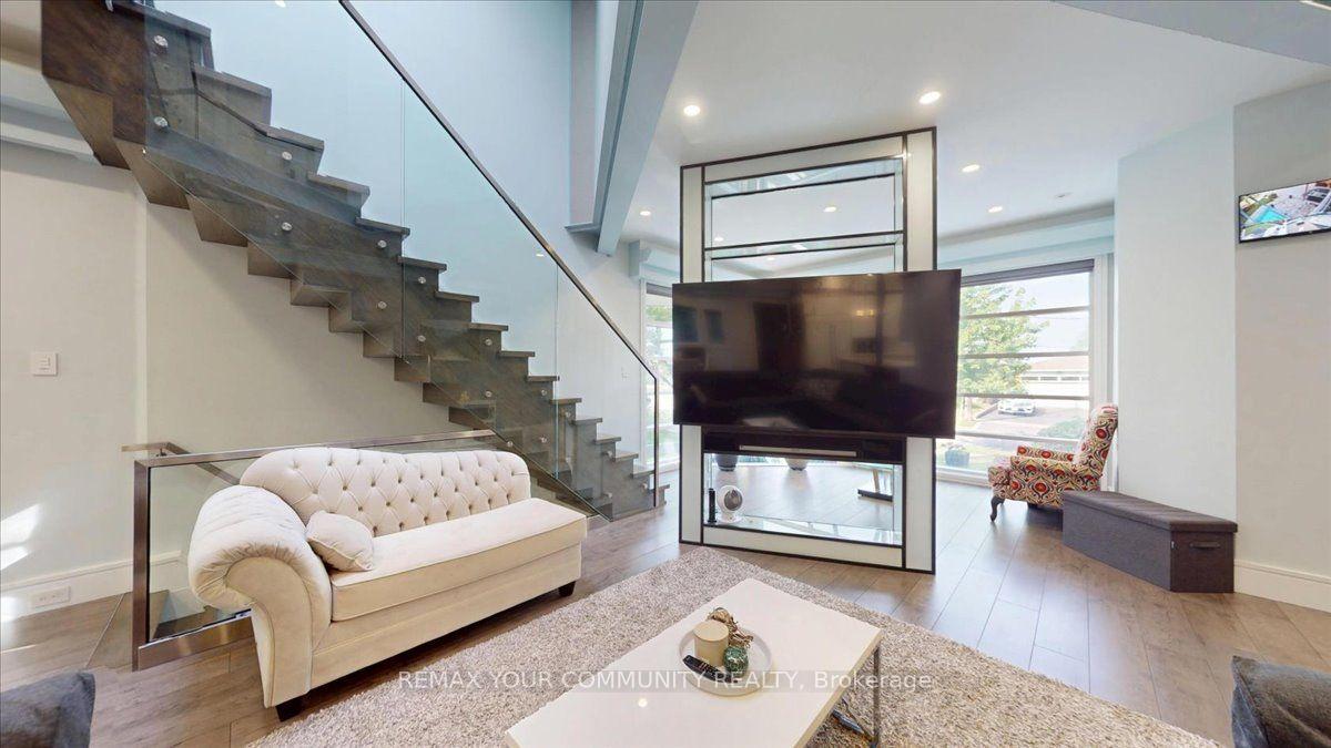 Photo 6 of 64 Aviemore Drive, North York, Humber Summit — HOMEH