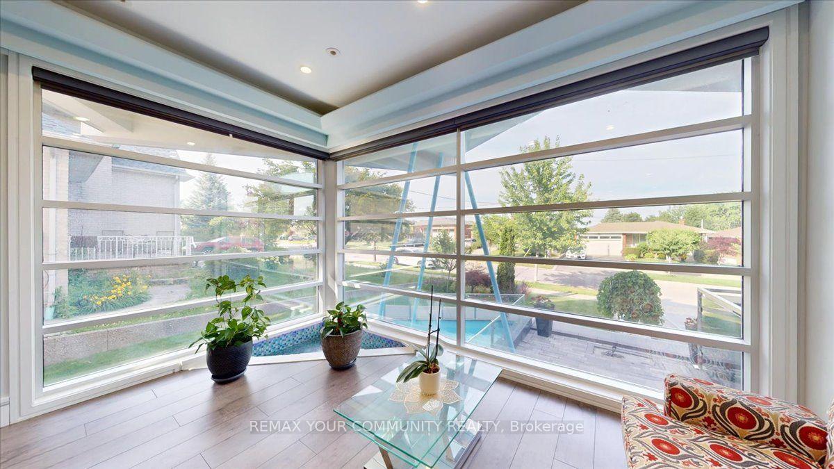 Photo 8 of 64 Aviemore Drive, North York, Humber Summit — HOMEH