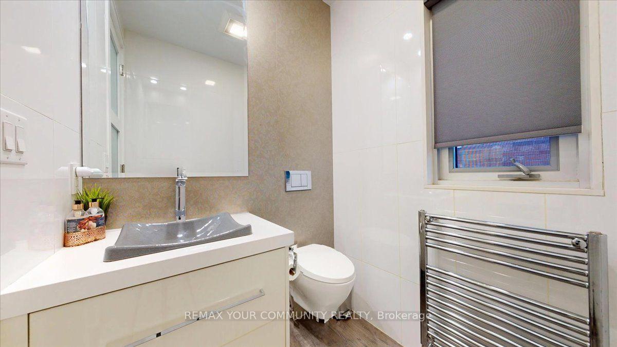 Photo 18 of 64 Aviemore Drive, North York, Humber Summit — HOMEH