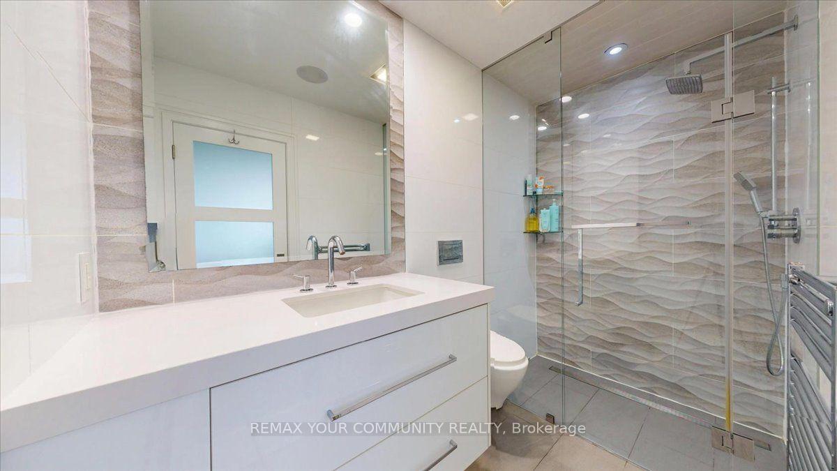Photo 38 of 64 Aviemore Drive, North York, Humber Summit — HOMEH