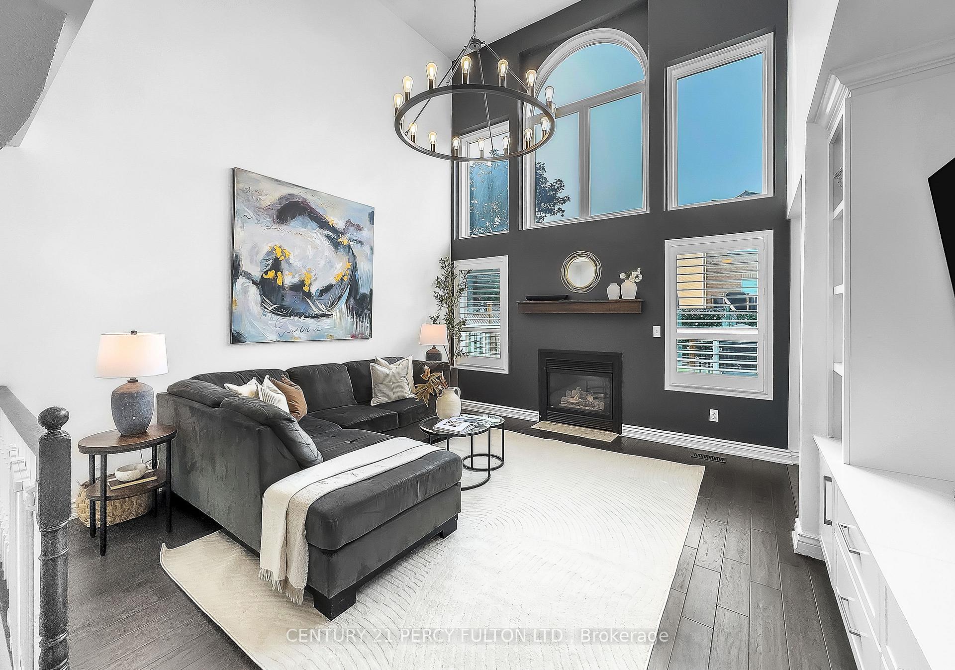 Photo 10 of 40 Southwell Avenue, Whitby, Williamsburg — HOMEH
