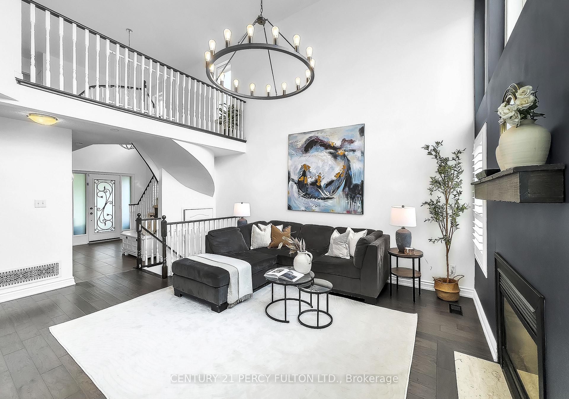 Photo 11 of 40 Southwell Avenue, Whitby, Williamsburg — HOMEH