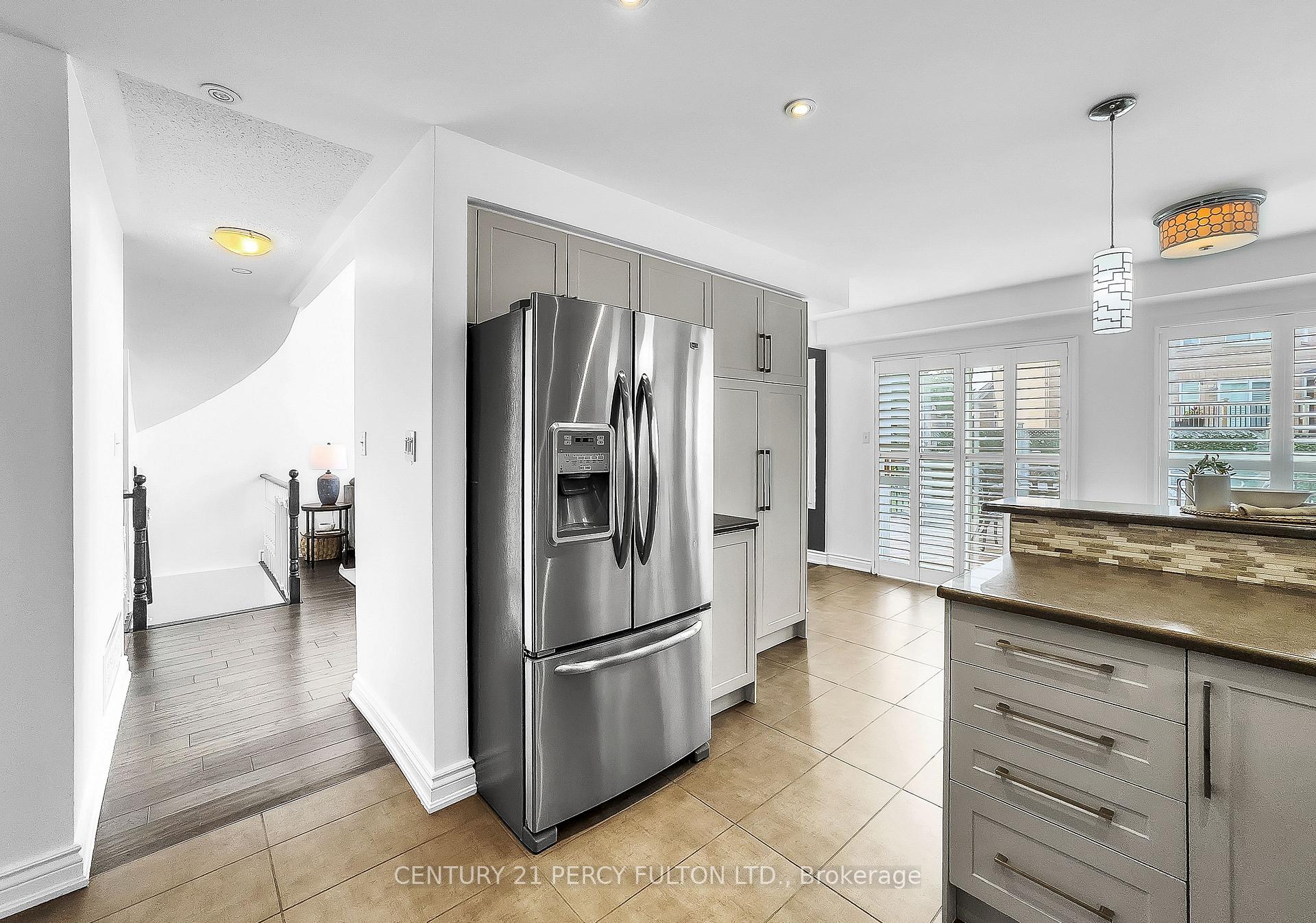 Photo 17 of 40 Southwell Avenue, Whitby, Williamsburg — HOMEH