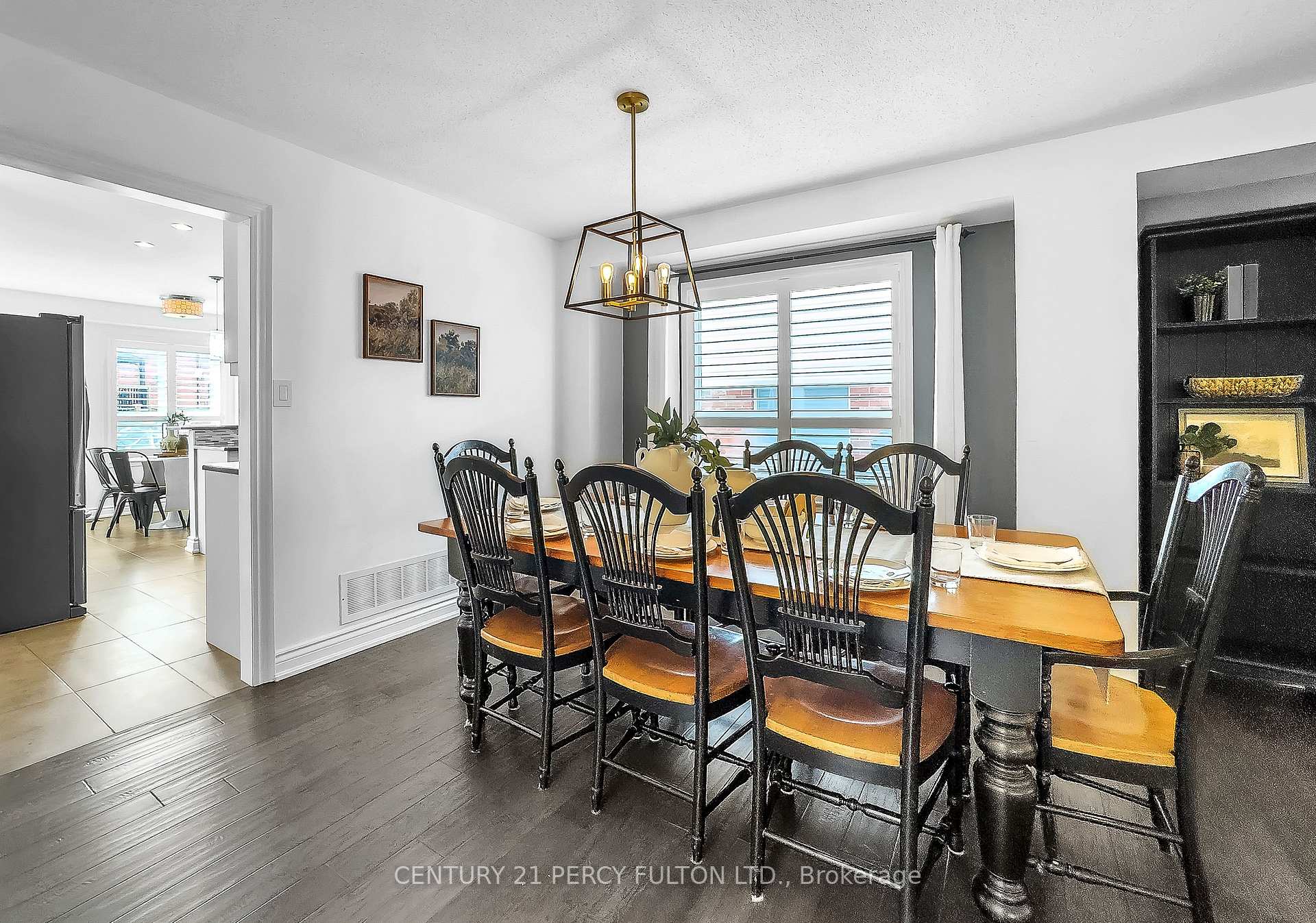 Photo 22 of 40 Southwell Avenue, Whitby, Williamsburg — HOMEH